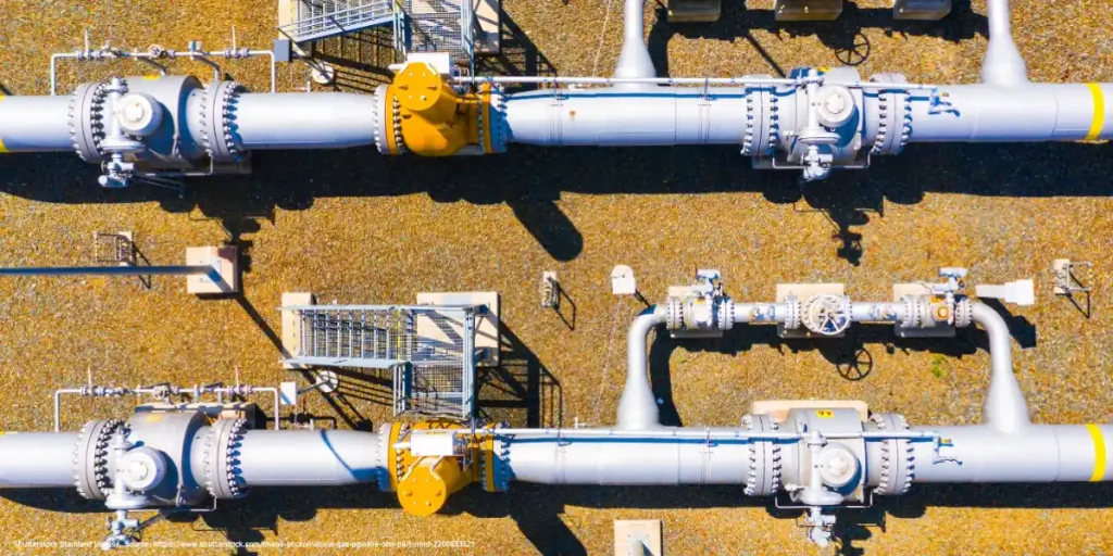 EU imports Russian LNG through industrial gas pipelines and infrastructure network